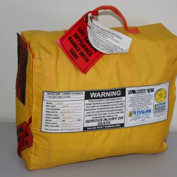 Bote para 4 pessoas - Winslow Life Raft Company ( USADO)